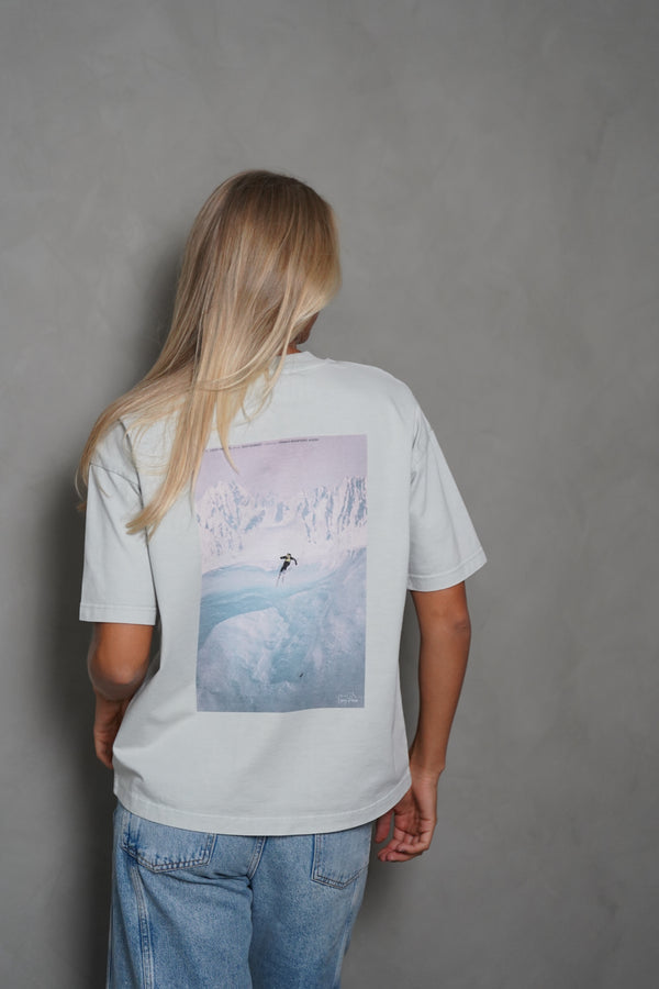 Pre Apres Cliff Hanger Tee