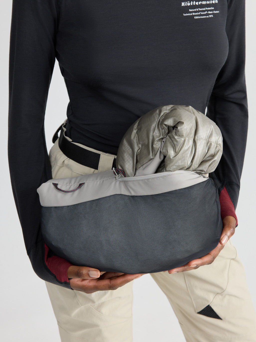 Klattermusen Rå Hettejakke dame