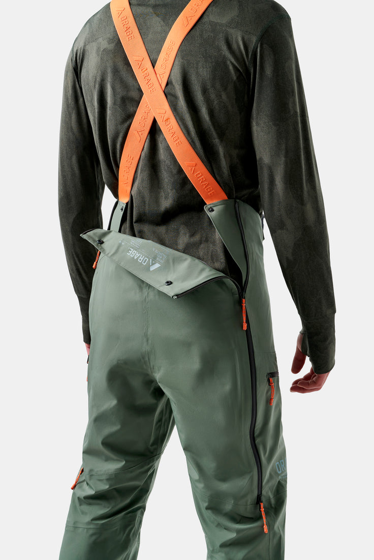 baksiden av den grønne skibuksen som viser hvordan den kan opnes bake